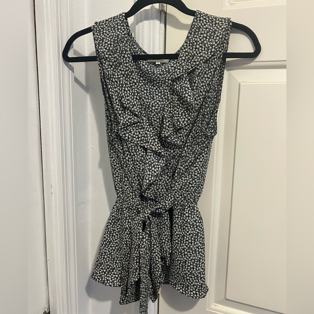 Max Studio Wrap Sleeveless Top size Large